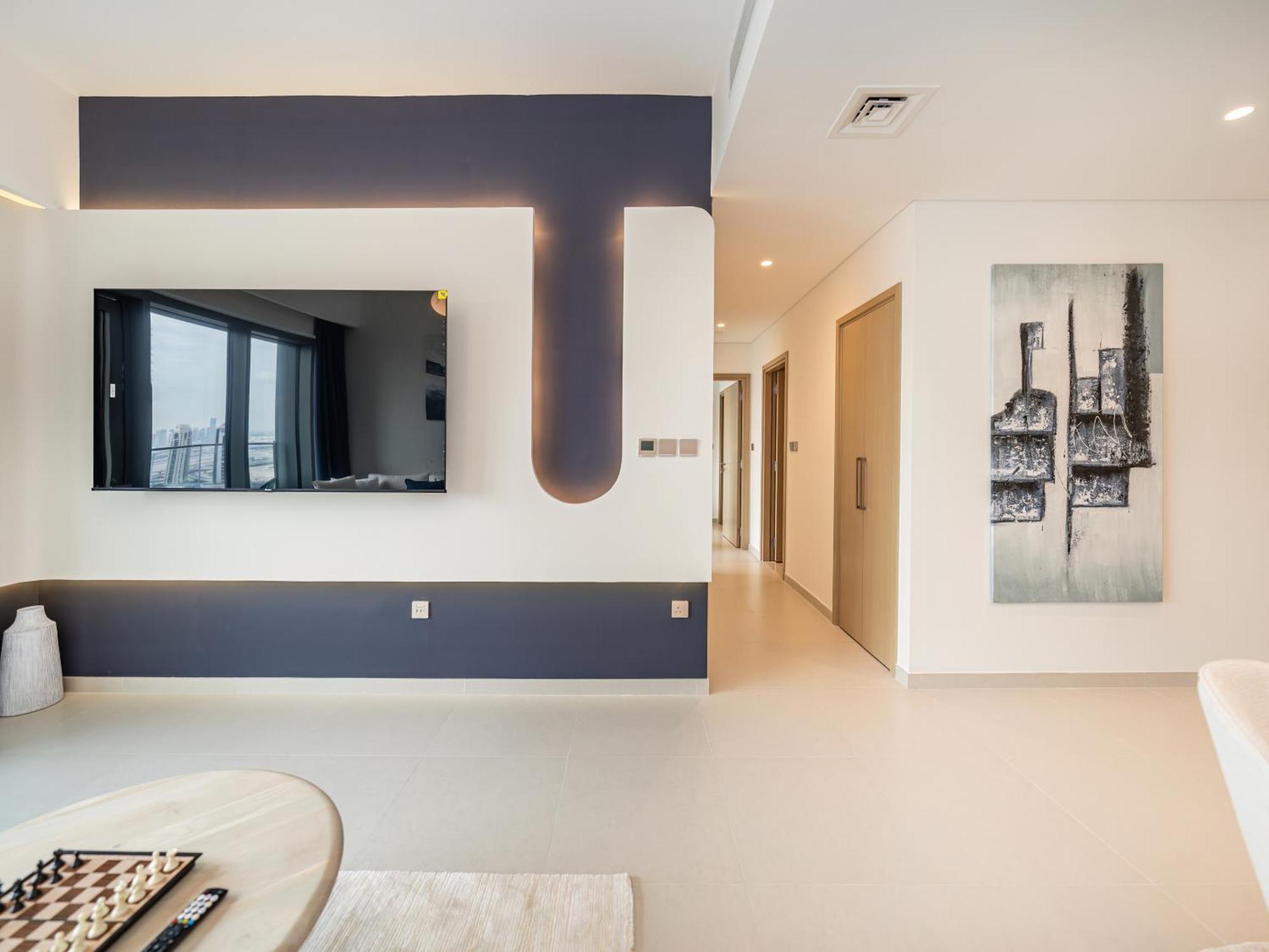 Luxurious 2br In Downtown Pool And Gym Access *