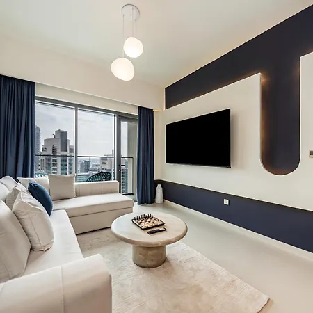 Luxurious 2Br Apt In Downtown Pool And Gym Access Dubai Exterior photo