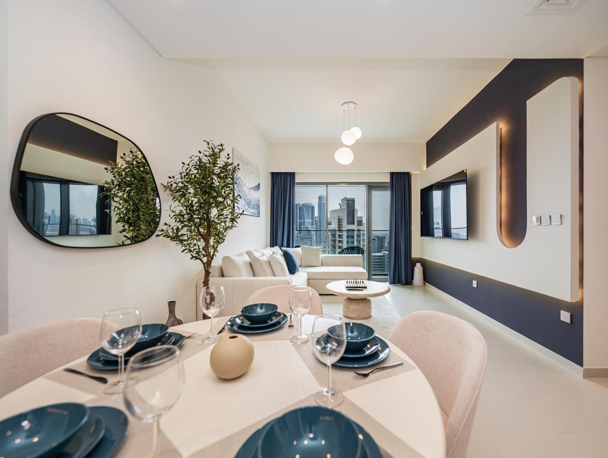 Luxurious 2br In Downtown Pool And Gym Access * Дубай