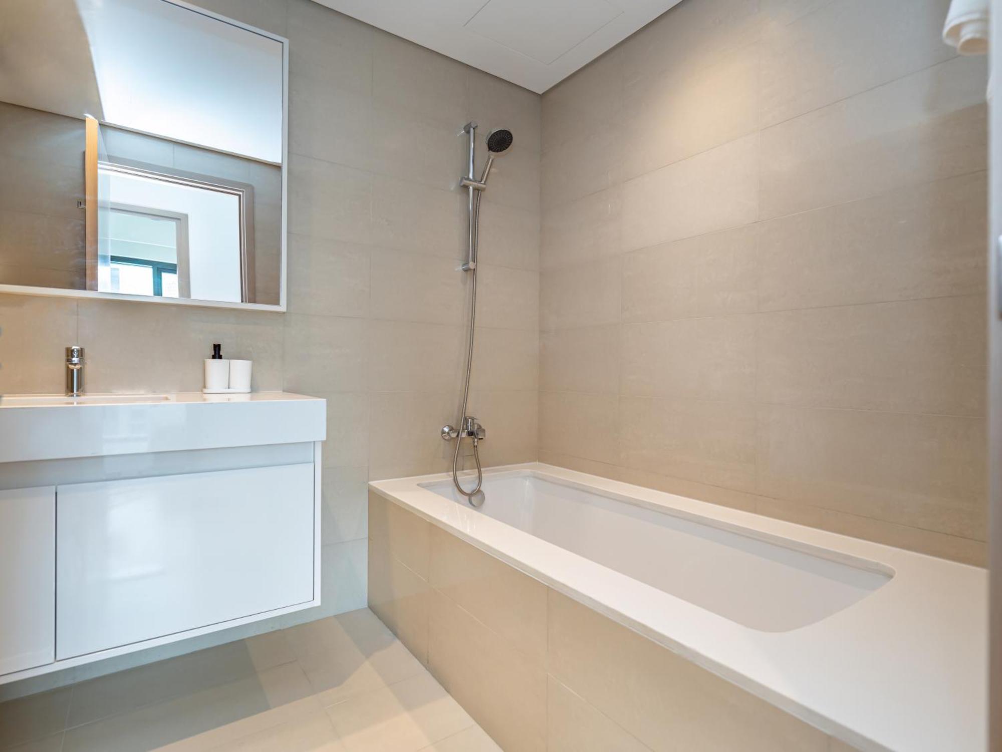 Апартаменты Luxurious 2br In Downtown Pool And Gym Access *